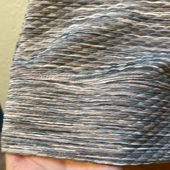 Athleta Snowscape Quilted Top XS EUC - Picture 5 of 5